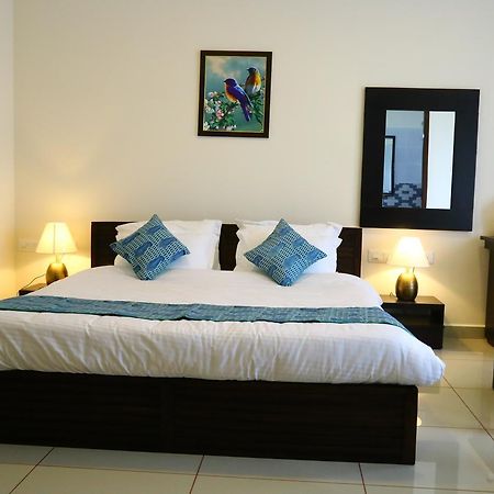 Kohinoor Hotel Alwaye Luaran gambar