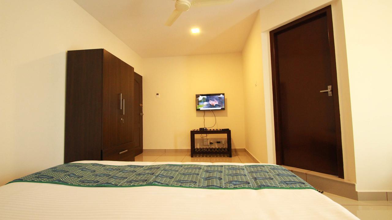 Kohinoor Hotel Alwaye Luaran gambar