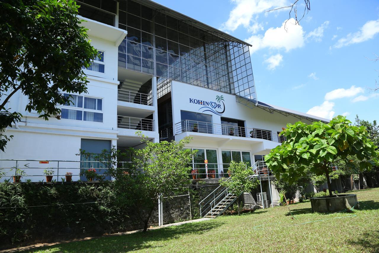 Kohinoor Hotel Alwaye Luaran gambar