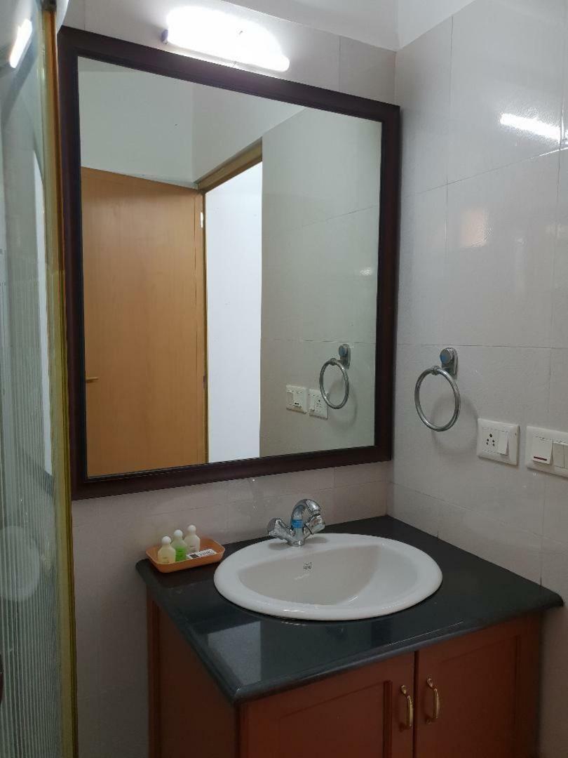 Kohinoor Hotel Alwaye Luaran gambar