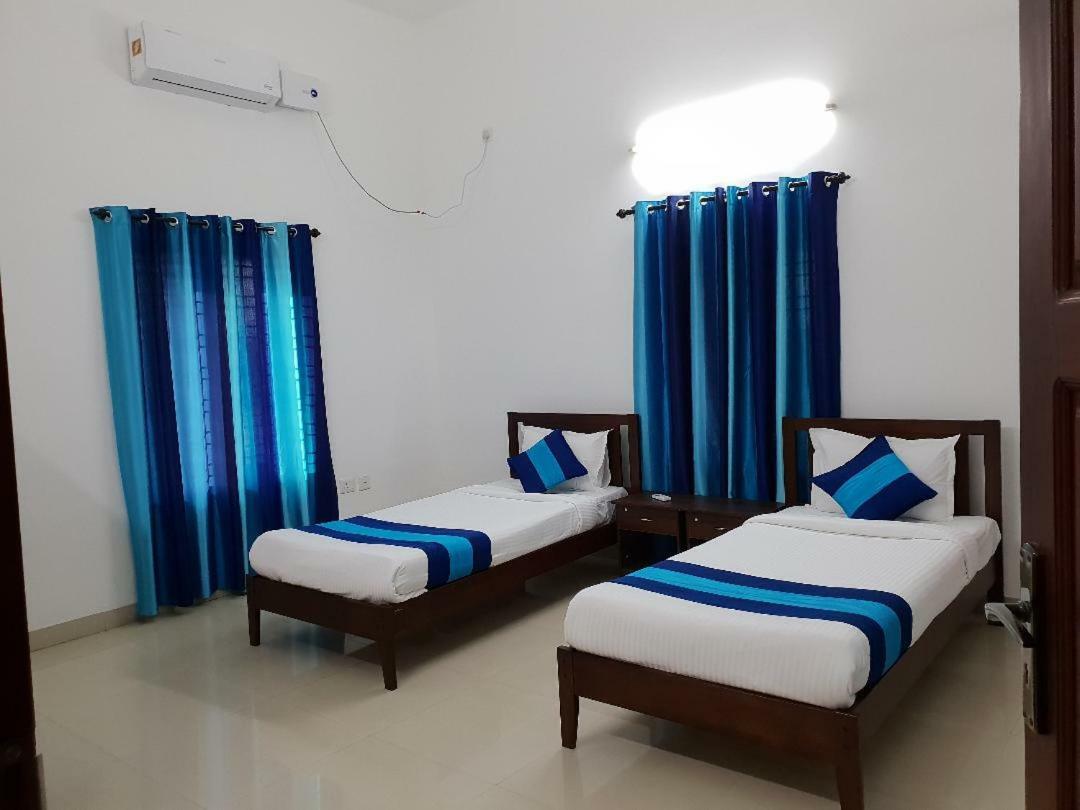Kohinoor Hotel Alwaye Luaran gambar